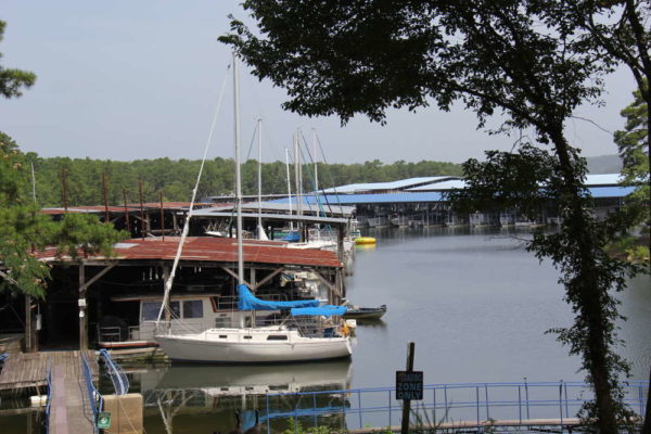 Brady Mountain Resort & Marina – Lake Ouachita